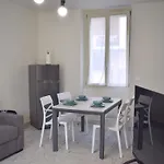 Baia Delle Rose Via Santo Stefano 18 Apartamento Costa Volpino