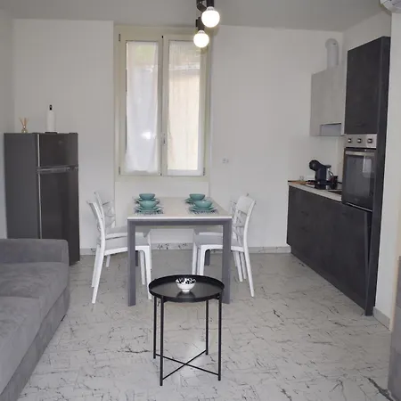 Apartamento Baia Delle Rose Via Santo Stefano 18 *